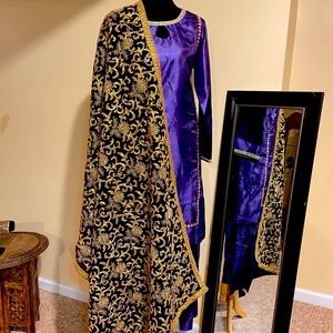 Silk dress with velvet shawl ready to wear